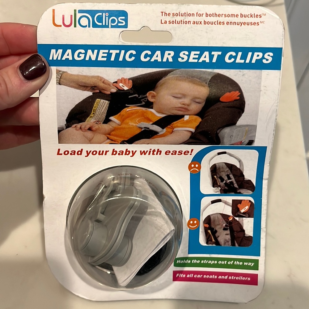 Car seat clips! Magnetic, keep straps out of the way!
